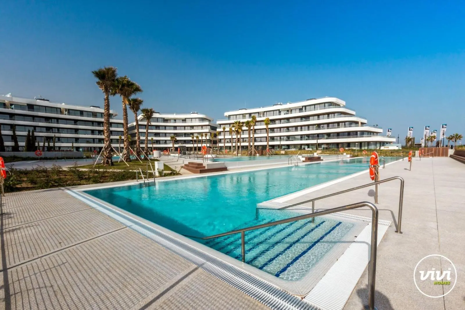 Vivi Homes - Rembrandt Pool, Sauna, Gym & Sea View Torremolinos Spain